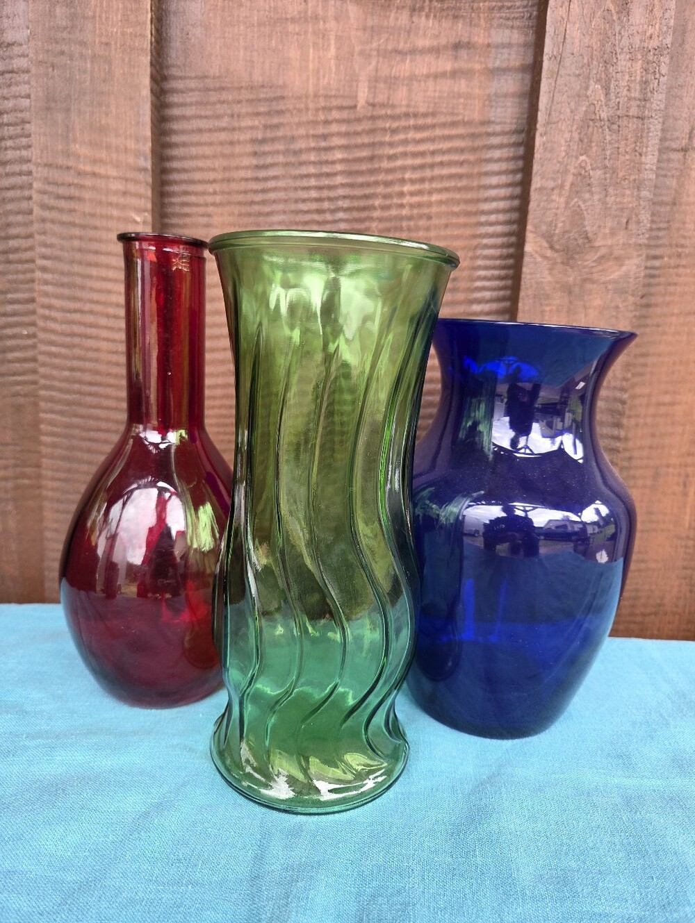 Colored Glass Vintage Vase Bundle - Picture 3 of 7